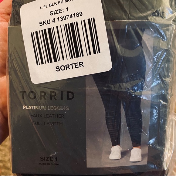 NWT TORRID Black Faux Leather Moto Leggings - Picture 8 of 11